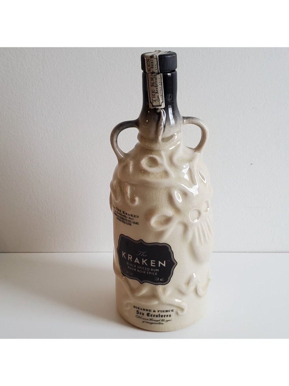 The Kraken Ceramic Rum Bottle Sea Monster EMPTY 750 ml - Picture 3 of 11